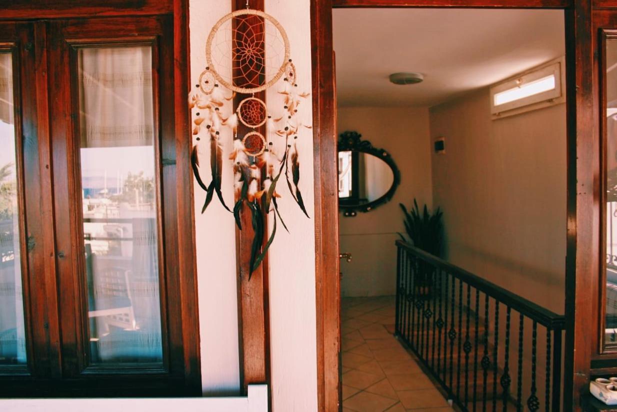 La Luna Hostel Бодрум Экстерьер фото