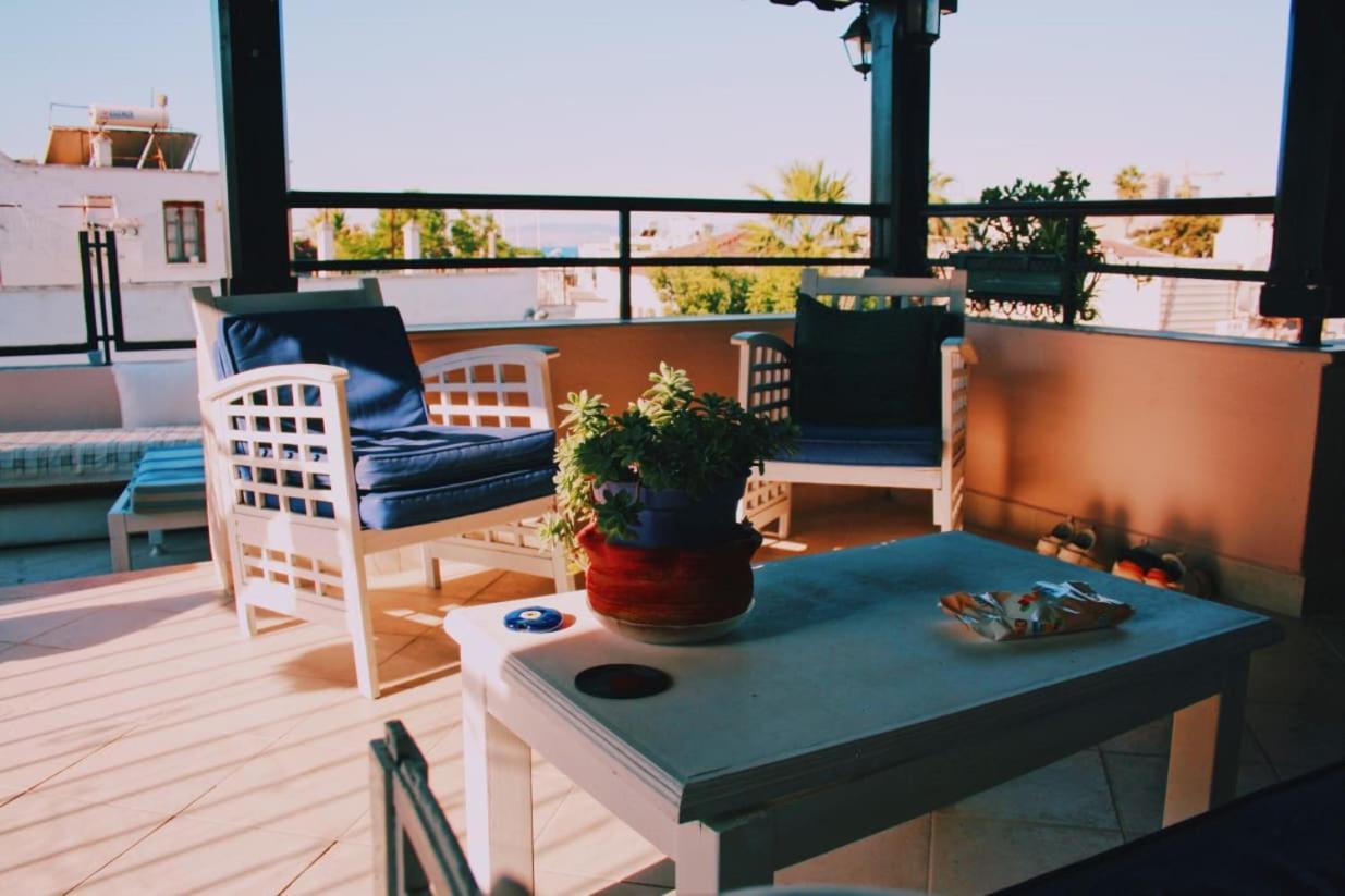 La Luna Hostel Бодрум Экстерьер фото