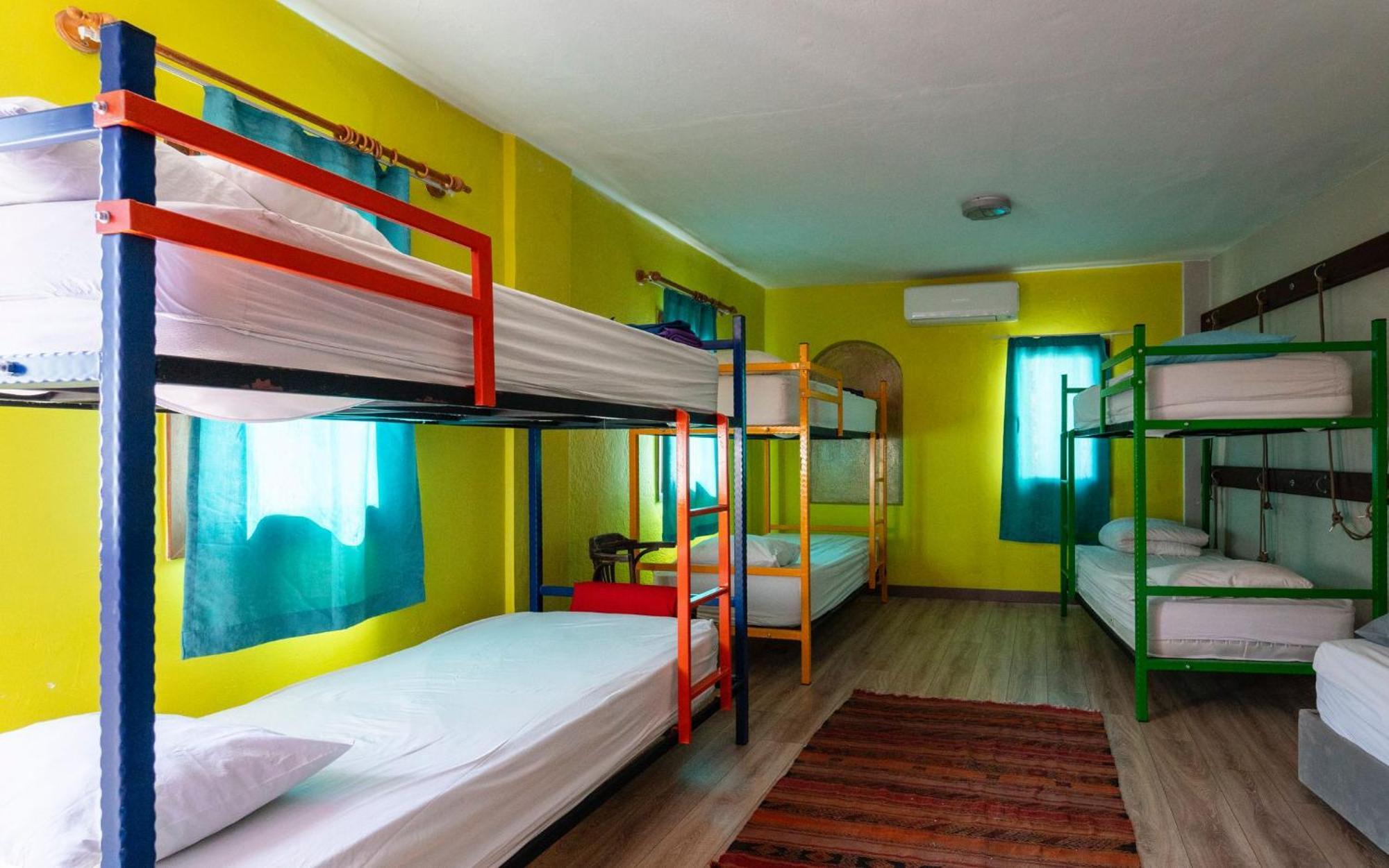 La Luna Hostel Бодрум Экстерьер фото