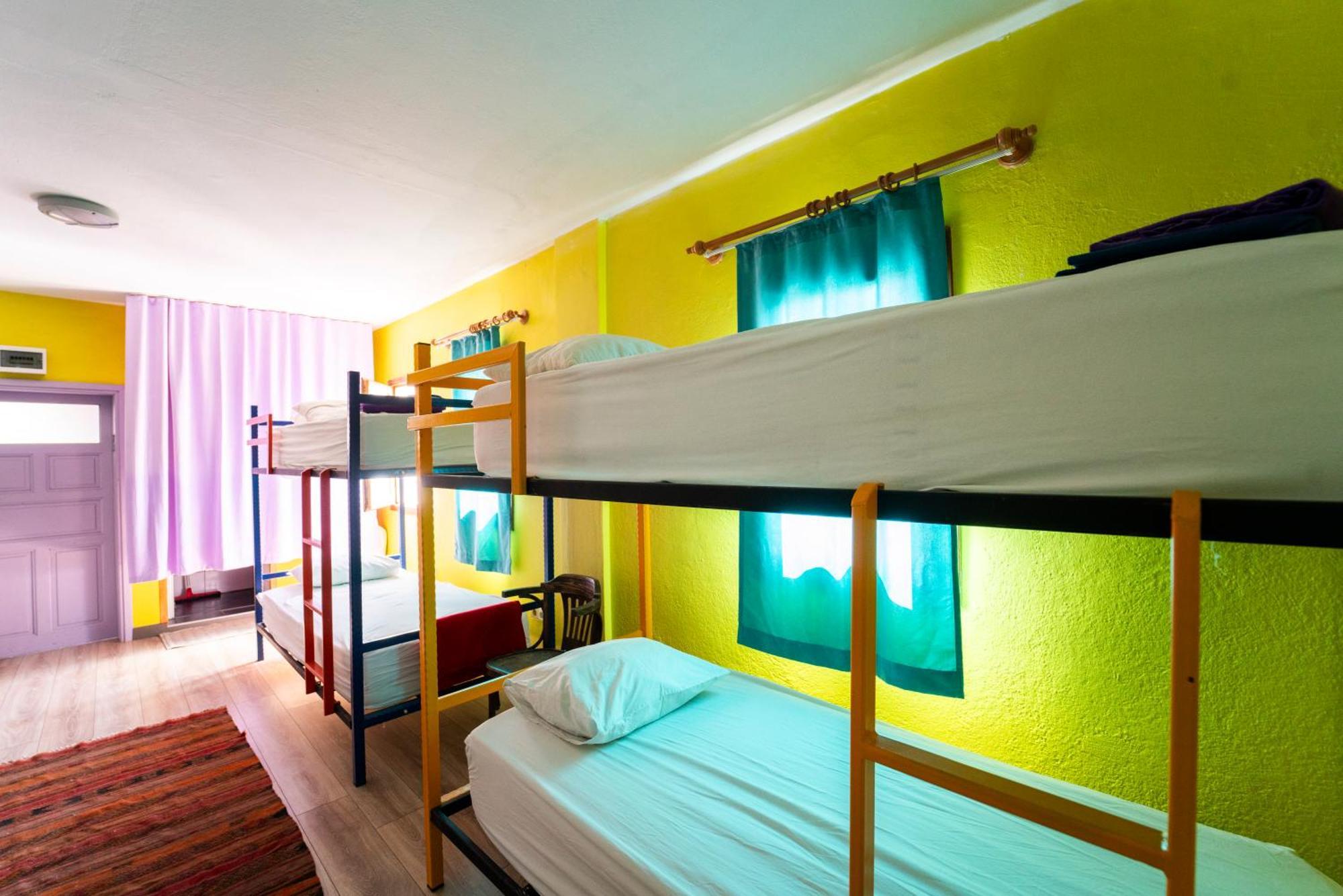 La Luna Hostel Бодрум Экстерьер фото