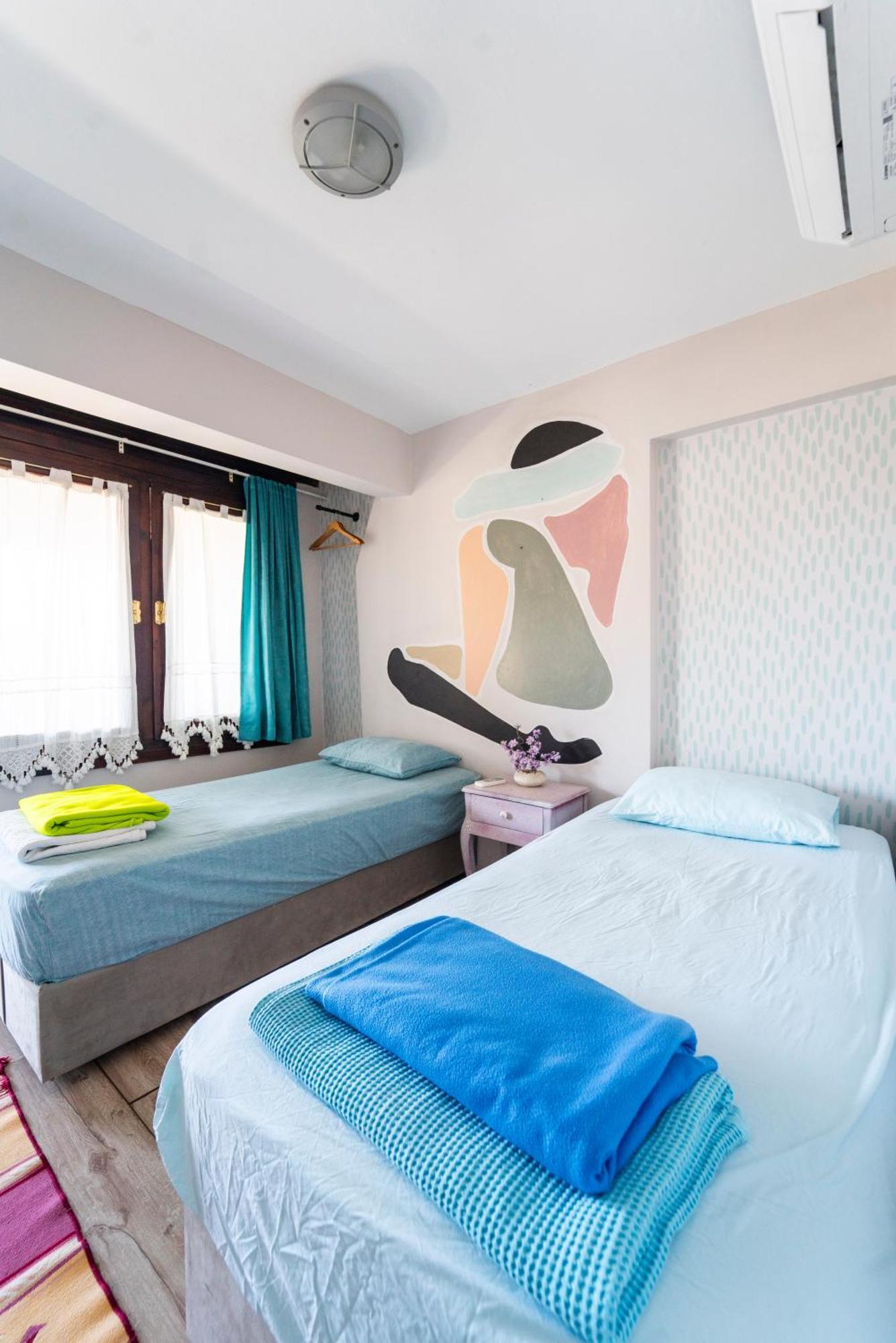 La Luna Hostel Бодрум Экстерьер фото